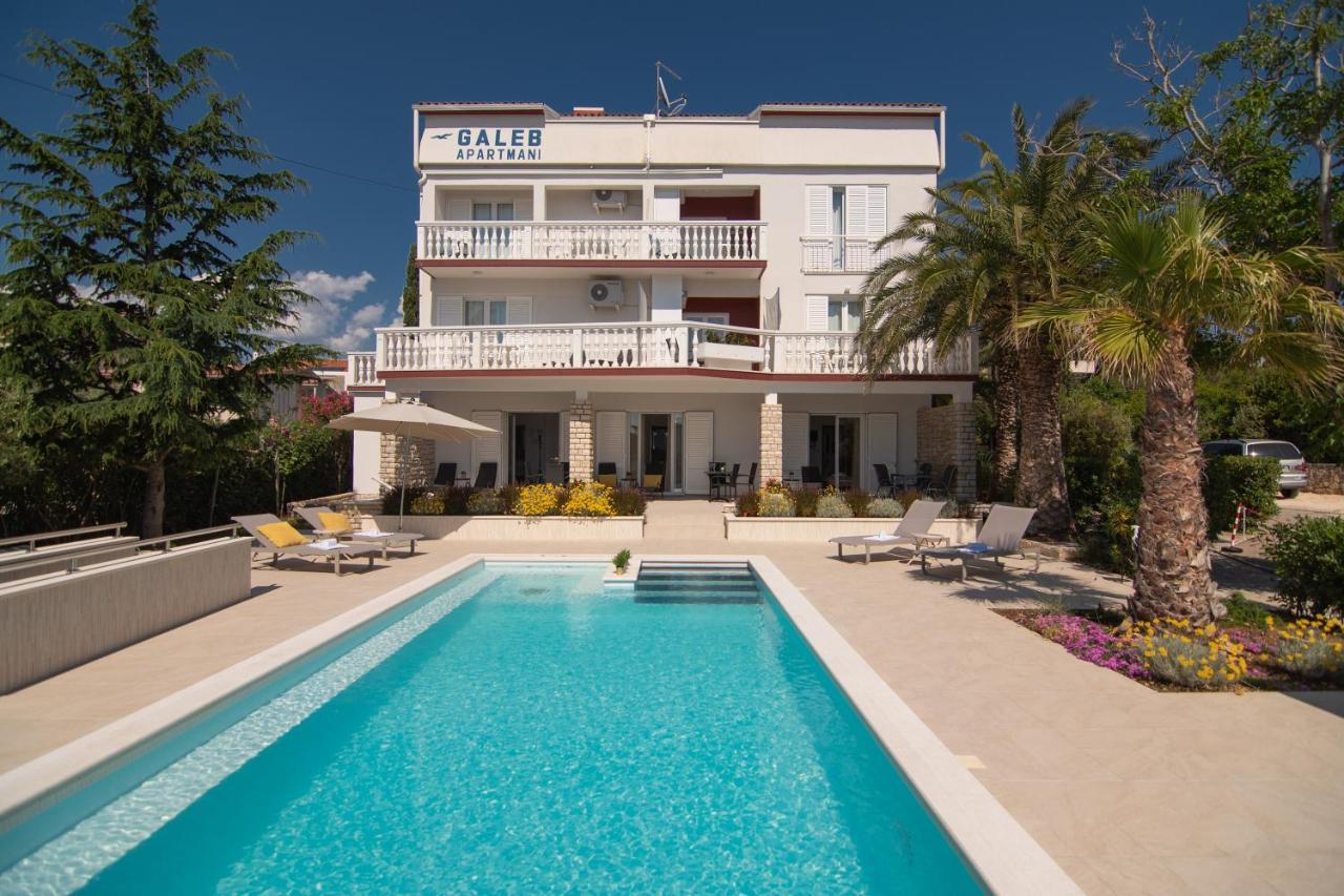 Pool Apartments Galeb Novalja Exterior foto