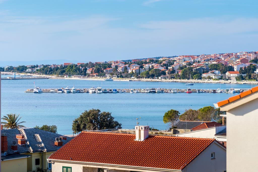 Pool Apartments Galeb Novalja Exterior foto