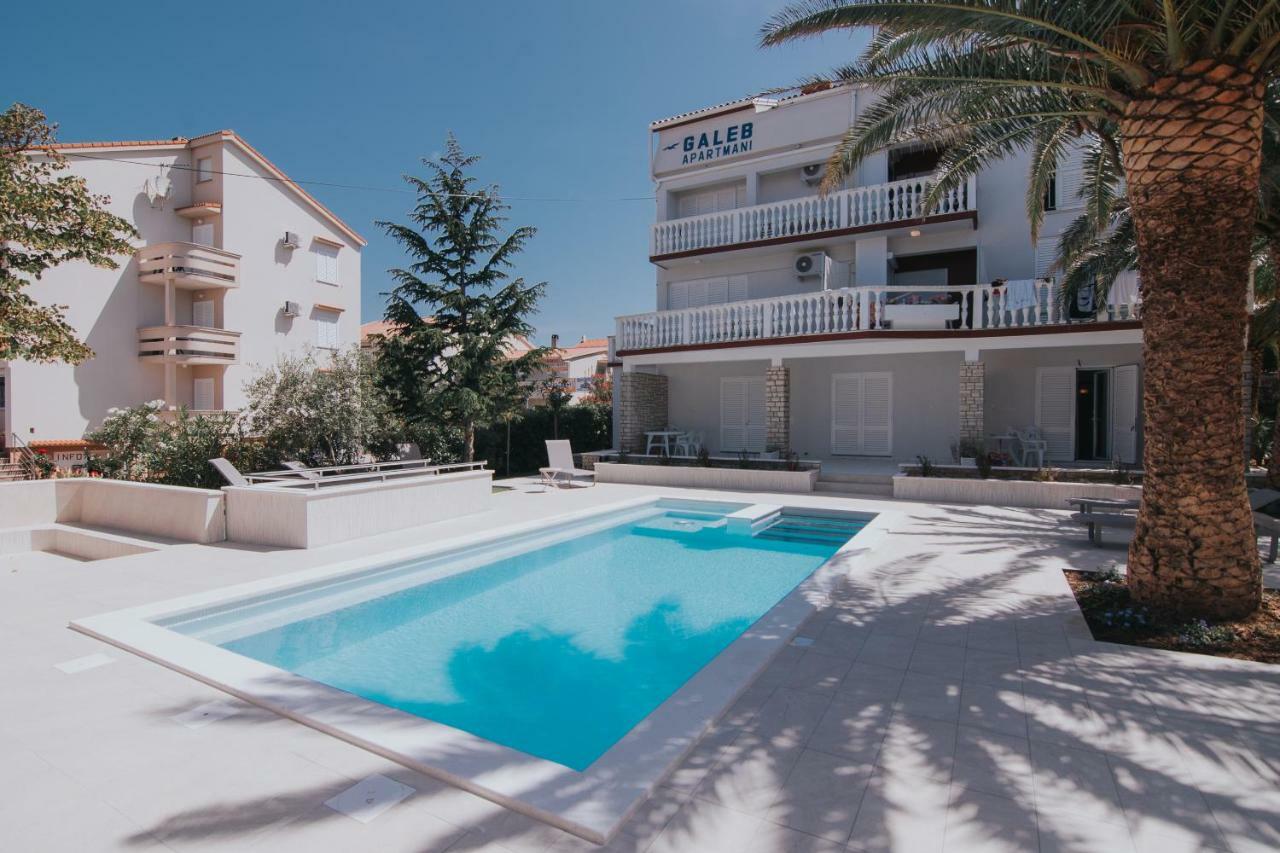 Pool Apartments Galeb Novalja Exterior foto
