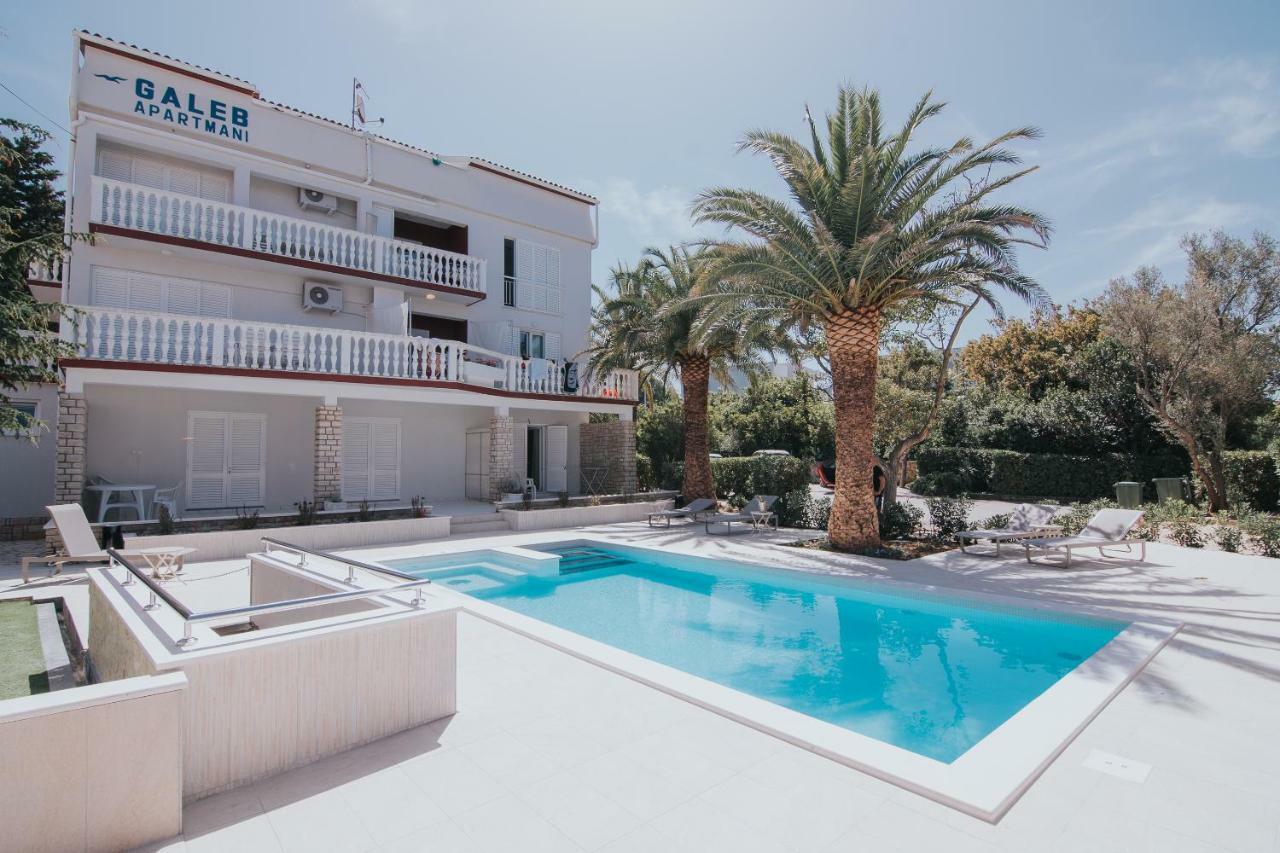 Pool Apartments Galeb Novalja Exterior foto